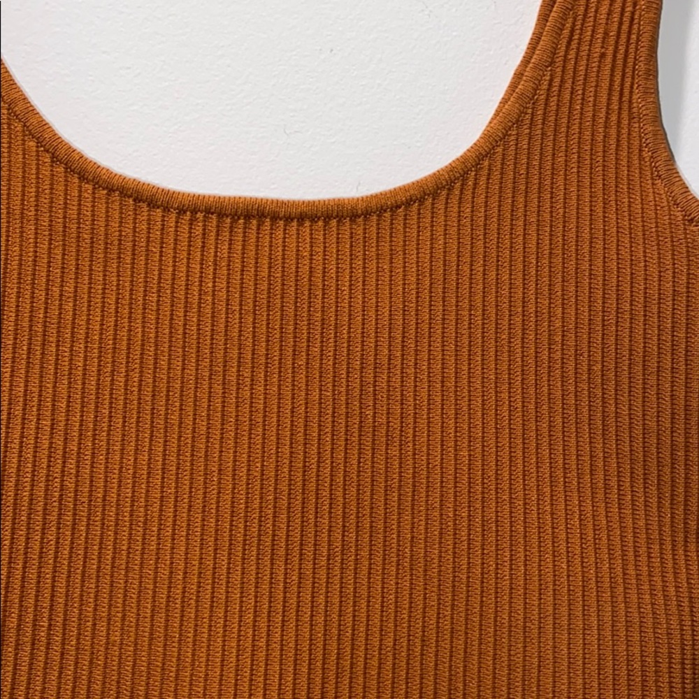 Top - Picture 3 of 4